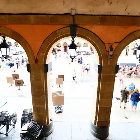 Plaza Consti, Heart Of The Old Town San Sebastián