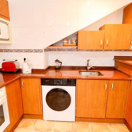 Plaza Consti, Heart Of The Old Town *