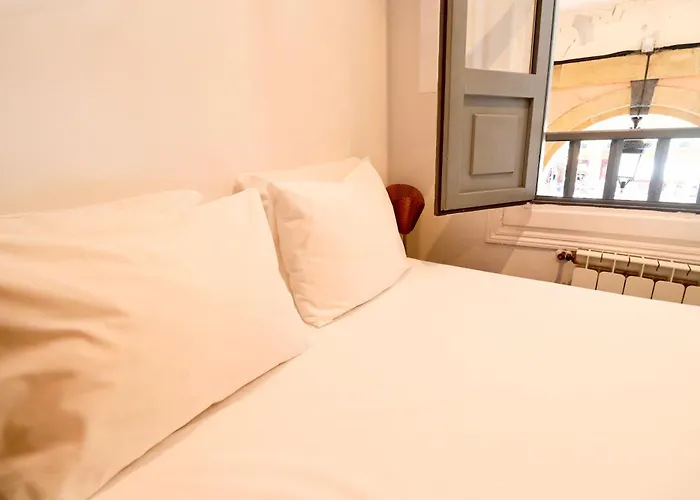 Plaza Consti, Heart Of The Old Town