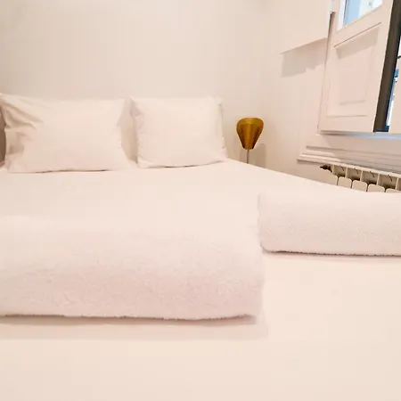 Plaza Consti, Heart Of The Old Town Appartement